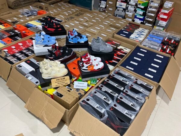 Mixed Shoes Pallet